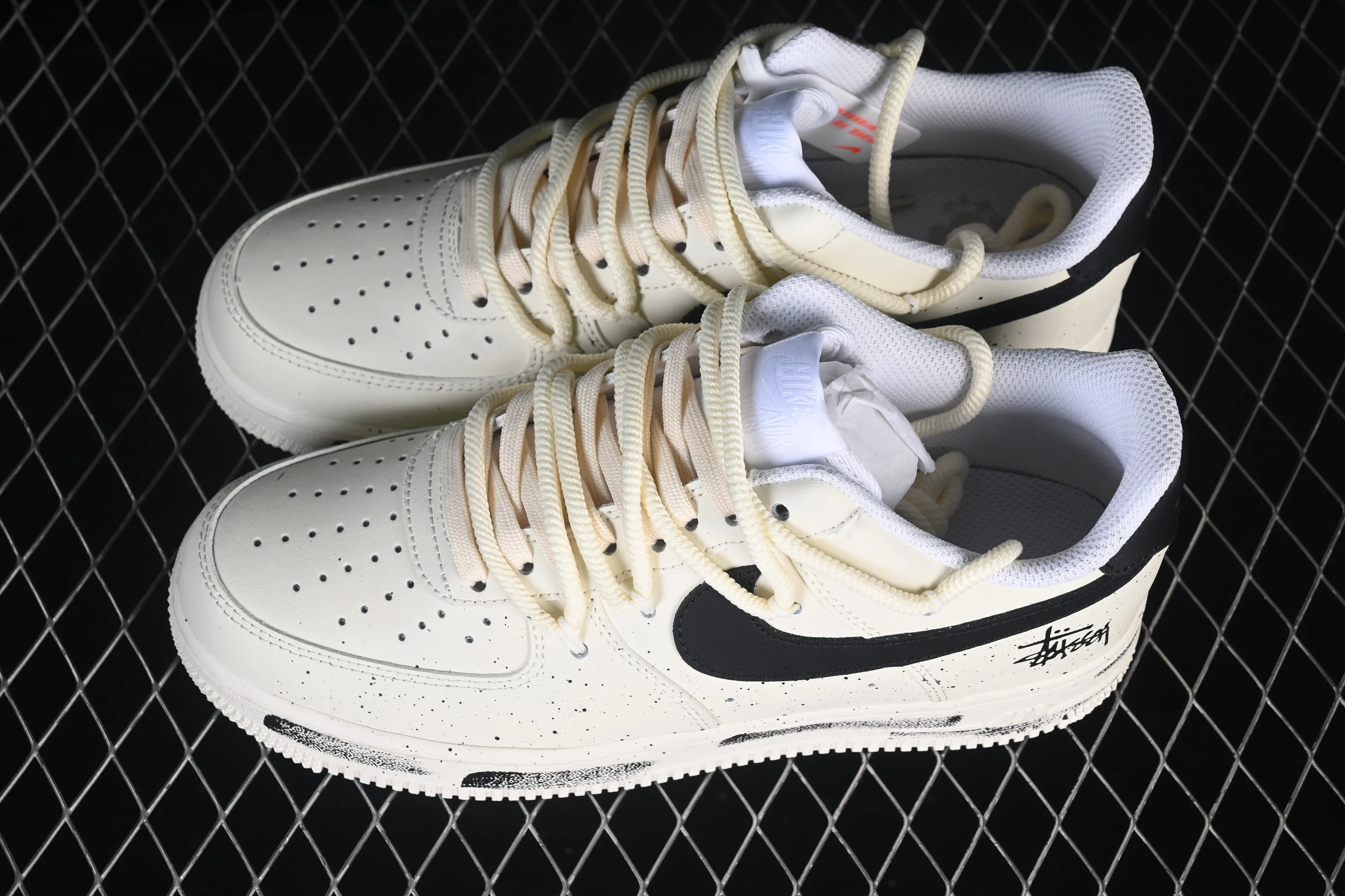All categories Nk Air Force 1 Air Force series Nk Air Force 1 Low Air Force low-top Nike Air Force 1'07 Low Two-dimensional theme Air Force 1 low-top casual sneakers ZH0316-159